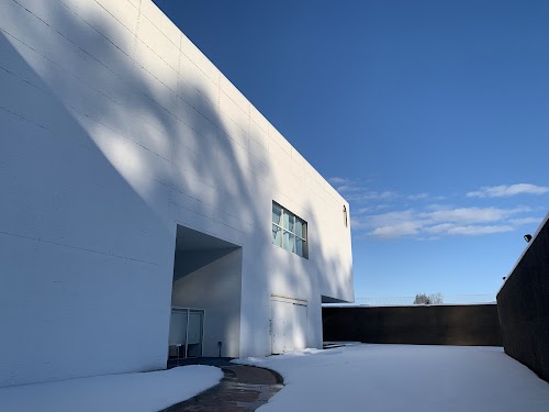 Aomori Museum of Art