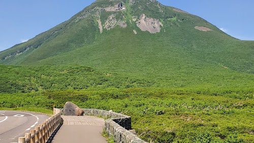 Secret Viewpoints in Shiretoko