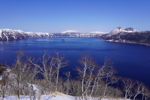 Lake Mashu (beautiful, crystal-clear lake)