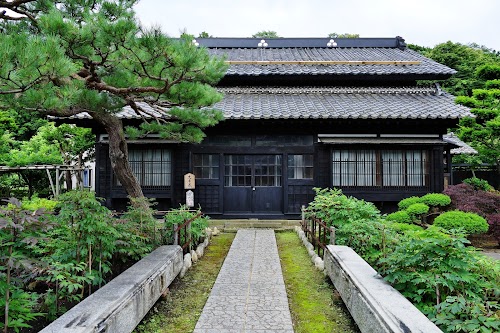 Old Aoyama Villa (Herring Palace)