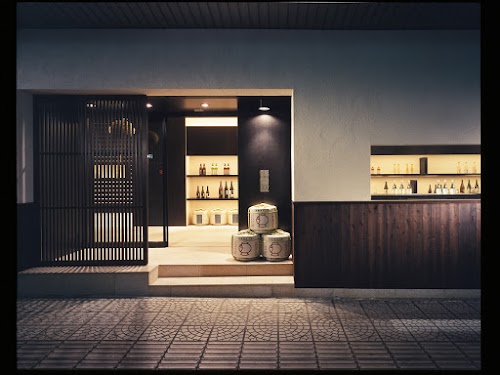 SAKE SHOP Fukumitsuya Kanazawaten