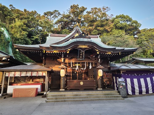 Enoshima Shrine - Hetsunomiya