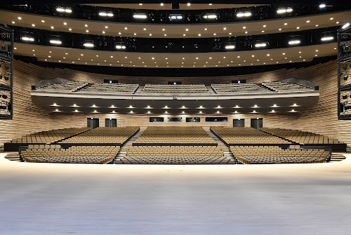 Kumamoto Castle Hall