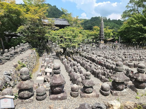 Adashino Nenbutsuji Temple