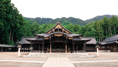  Yahiko Shrine location image photo