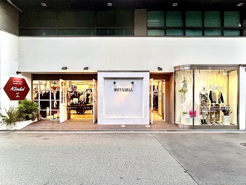 kindal horie second hand store