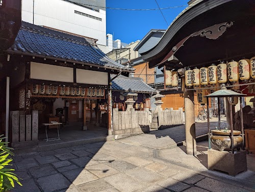 Hozen-ji Temple