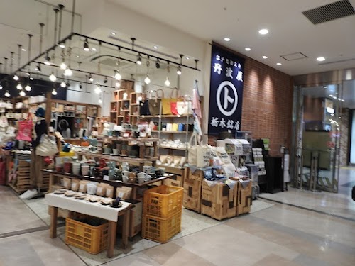  Paseo location image photo
