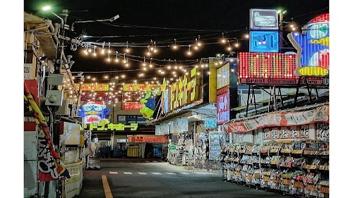  Don Quijote Shinjuku location image photo