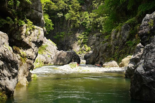 Hatonosu Canyon