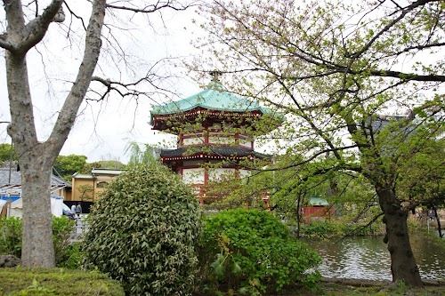  Benten Temple at Shinobazunoike location image photo