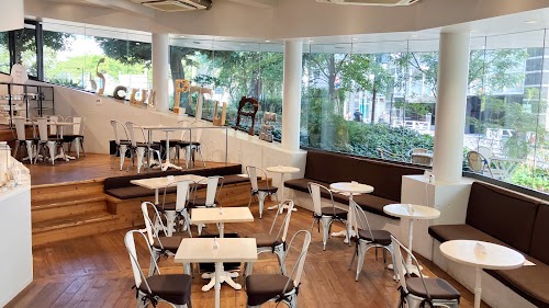  MONKEY CAFE / MONKEY GALLERY location image photo