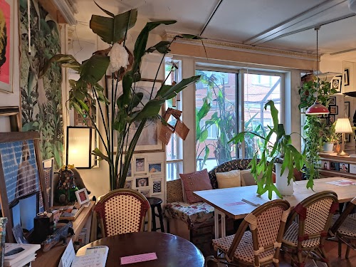 Chachat シャシャ 茗荷茶屋