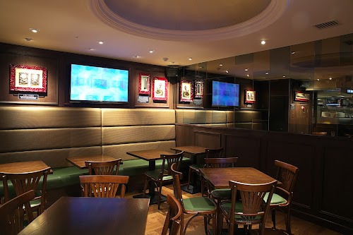  Hard Rock Cafe location image photo