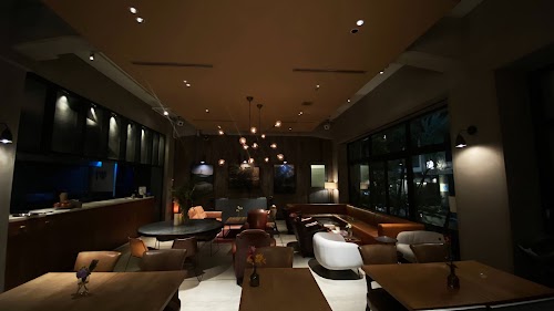 RIVERSIDE CLUB