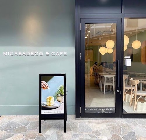 Micasadeco & Cafe Jingumae