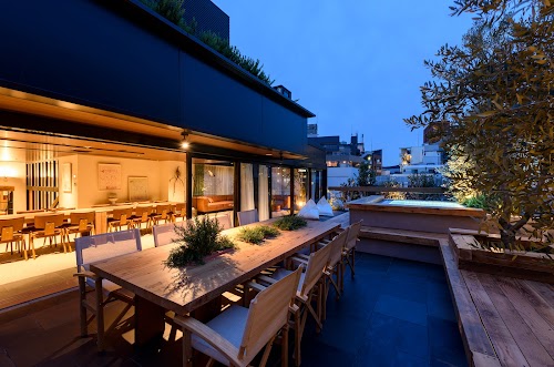 TRUNK HOTEL