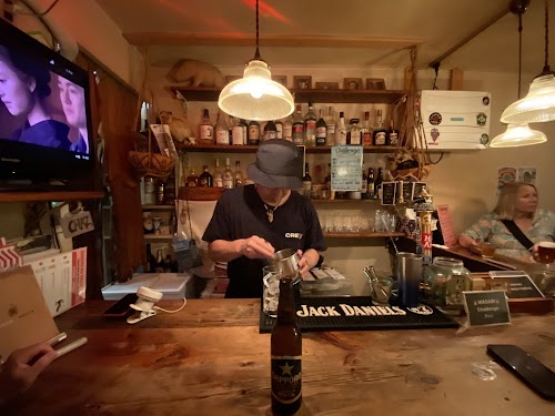 ACE’S MUSIC SALON