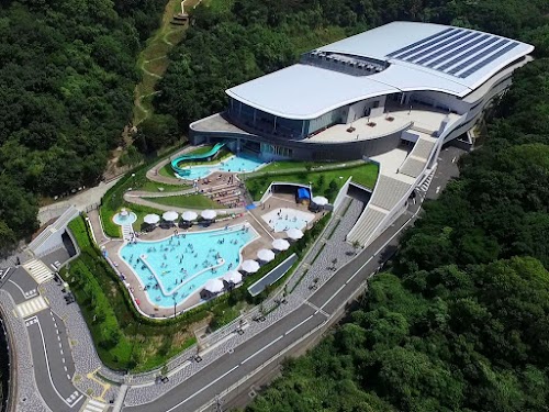 Akibasan Park Citizens Swimming Pool (Akibasan Pool)